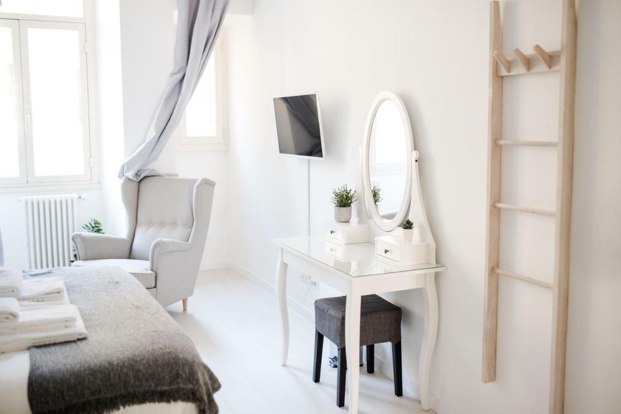 White Fanti Apartment Rom Exterior foto